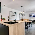 Lina By Interhome Vila *