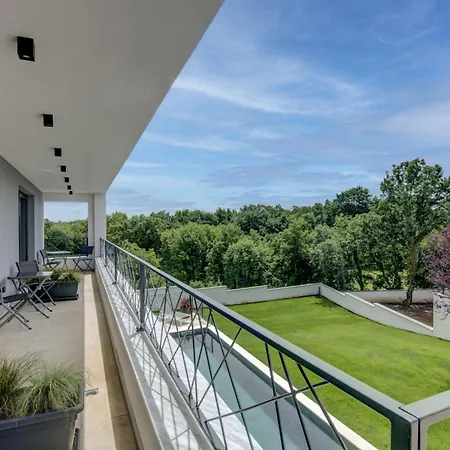 Lina By Interhome Vila *